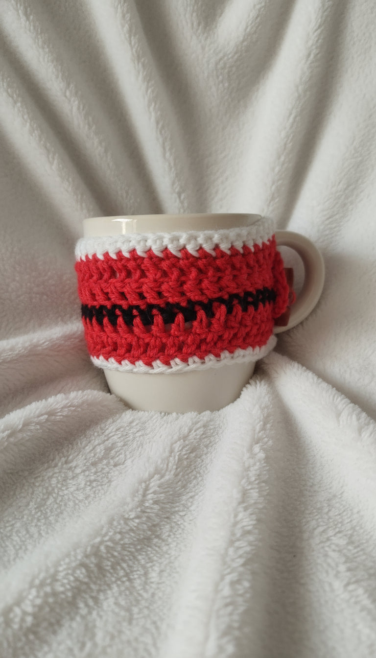 Santa mug cosy
